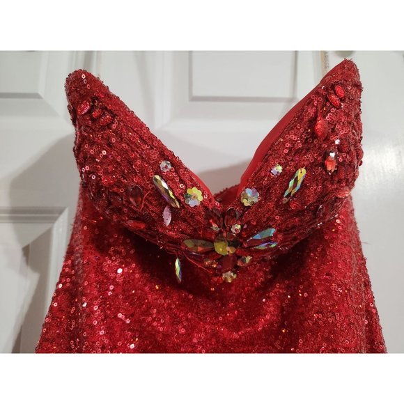 Clarisse Strapless Mermaid Sequin Bottom Ruffled Dress Red. Size 4 - Picture 2 of 7